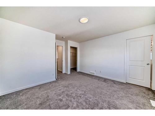 370 Masters Road Se, Calgary, AB - Indoor Photo Showing Other Room