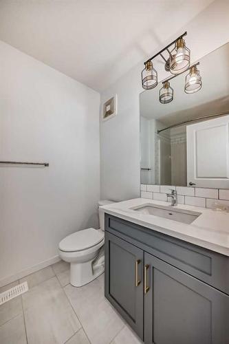 370 Masters Road Se, Calgary, AB - Indoor Photo Showing Bathroom