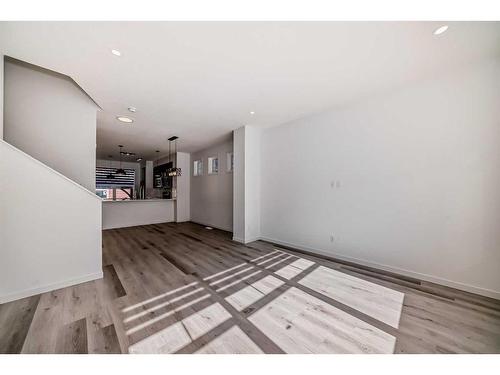 370 Masters Road Se, Calgary, AB - Indoor Photo Showing Other Room