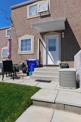 5260 7 Street West, Claresholm, AB - Outdoor With Exterior