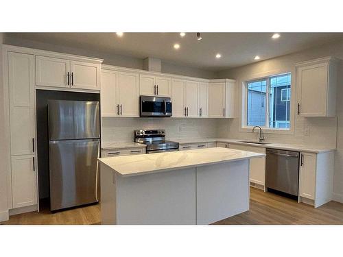 20 Cityline Mount Ne, Calgary, AB - Indoor Photo Showing Kitchen