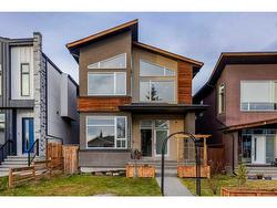 2012 22 Avenue NW Calgary, AB T2M 1R9