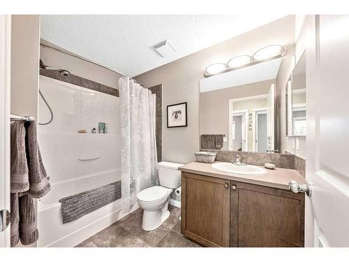 24 Thoroughbred Boulevard, Cochrane, AB - Indoor Photo Showing Bathroom