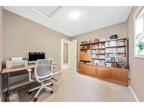 24 Thoroughbred Boulevard, Cochrane, AB - Indoor Photo Showing Office