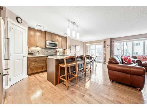 24 Thoroughbred Boulevard, Cochrane, AB - Indoor