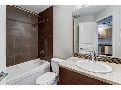 2206-1320 1 Street Se, Calgary, AB - Indoor Photo Showing Bathroom