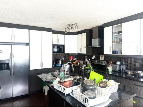 47 Saddaleback Way Ne, Calgary, AB - Indoor Photo Showing Other Room