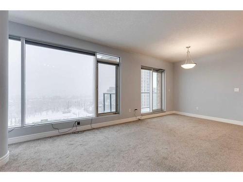 1403-910 5 Avenue Sw, Calgary, AB - Indoor Photo Showing Other Room