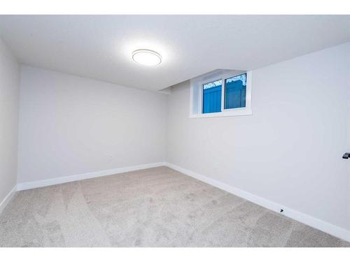 10616 Mapleglen Crescent Se, Calgary, AB - Indoor Photo Showing Other Room