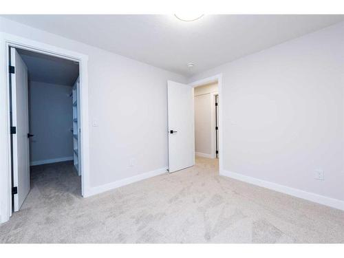 10616 Mapleglen Crescent Se, Calgary, AB - Indoor Photo Showing Other Room