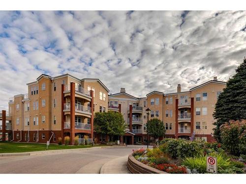 5212-14645 6 Street Sw, Calgary, AB - Outdoor With Balcony With Facade