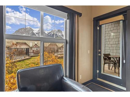 109A/B - Rot D-1818 Mountain Avenue, Canmore, AB -  Photo Showing Other Room