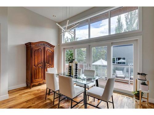 637 26 Avenue Nw, Calgary, AB - Indoor Photo Showing Dining Room