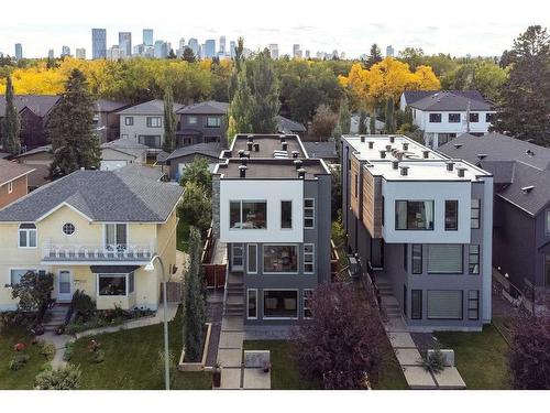 637 26 Avenue Nw, Calgary, AB - Outdoor With Deck Patio Veranda With Facade