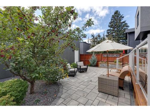 637 26 Avenue Nw, Calgary, AB - Outdoor With Deck Patio Veranda