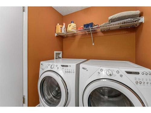 436 Mt Lorette Place Se, Calgary, AB - Indoor Photo Showing Laundry Room