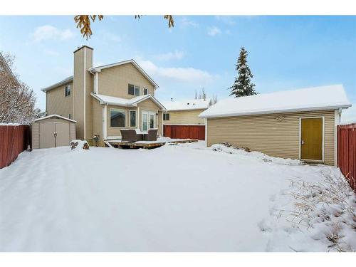 436 Mt Lorette Place Se, Calgary, AB - Outdoor