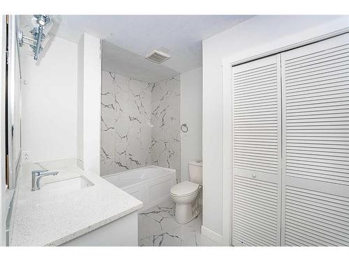 4 Abergale Close Ne, Calgary, AB - Indoor Photo Showing Bathroom