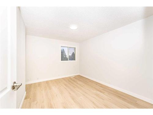 4 Abergale Close Ne, Calgary, AB - Indoor Photo Showing Other Room