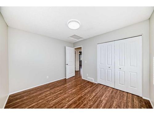 63 Harvest Wood Way Ne, Calgary, AB - Indoor Photo Showing Other Room