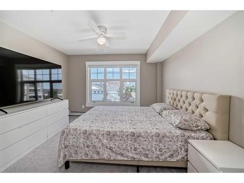 3309-11 Mahogany Row Se, Calgary, AB - Indoor Photo Showing Bedroom