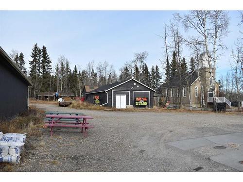 5204 579 Highway, Rural Mountain View County, AB 