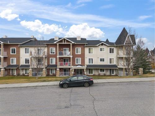 2207-70 Panamount Dr Nw, Calgary, AB - Outdoor With Balcony With Facade