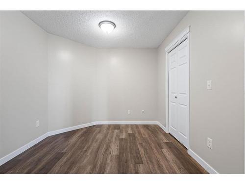 2207-70 Panamount Dr Nw, Calgary, AB - Indoor Photo Showing Other Room