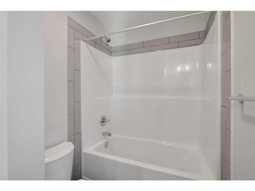 483 Sage Hill Road Nw, Calgary, AB - Indoor Photo Showing Bathroom