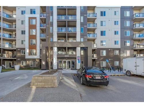 3207-4641 128 Avenue Ne, Calgary, AB - Outdoor With Facade