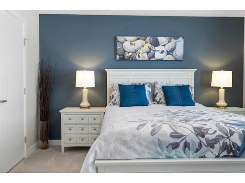 30 D'Arcy Boulevard, Okotoks, AB - Indoor Photo Showing Bedroom