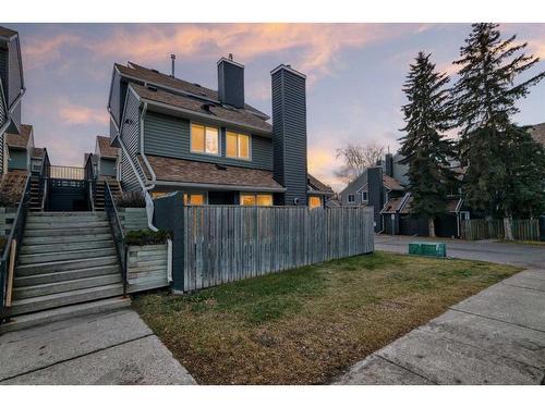 148-54 Glamis Green Sw, Calgary, AB - Outdoor