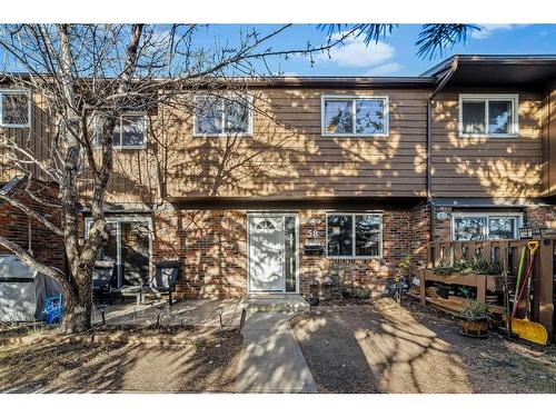 58-287 Southampton Drive Sw, Calgary, AB - Outdoor