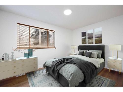 57 Poplar Crescent, Fort Mcmurray, AB - Indoor Photo Showing Bedroom