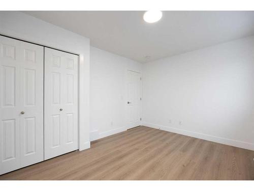 57 Poplar Crescent, Fort Mcmurray, AB - Indoor Photo Showing Other Room