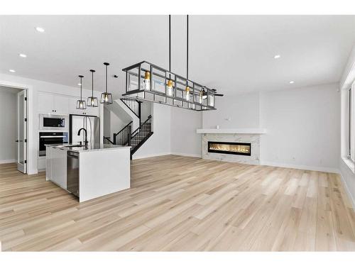 233 Corner Glen Way, Calgary, AB - Indoor With Fireplace