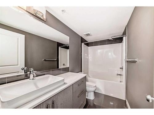 2103-302 Skyview Ranch Drive Ne, Calgary, AB - Indoor Photo Showing Bathroom