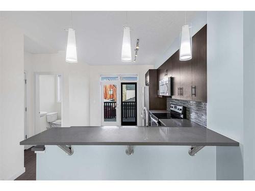 718 Walden Circle Se, Calgary, AB - Indoor Photo Showing Kitchen With Upgraded Kitchen