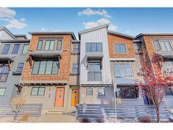 718 Walden Circle SE Calgary, AB T2X 0Y4