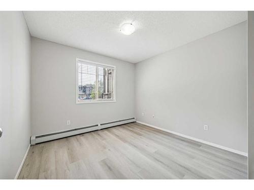 1109-60 Panatella Street Nw, Calgary, AB - Indoor Photo Showing Other Room