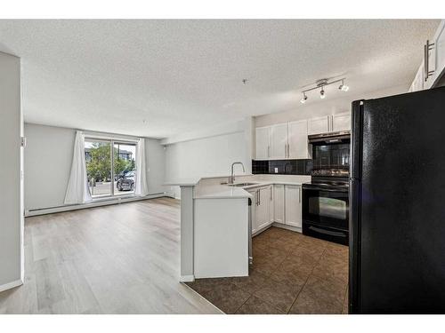 1109-60 Panatella Street Nw, Calgary, AB - Indoor Photo Showing Kitchen