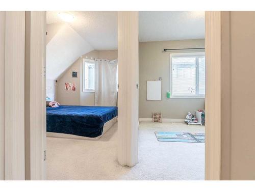 195 Cedarwood Lane Sw, Calgary, AB - Indoor Photo Showing Other Room