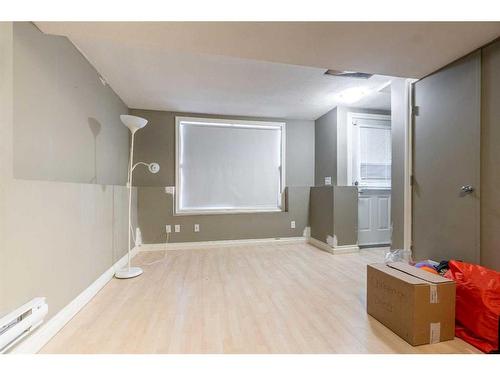 195 Cedarwood Lane Sw, Calgary, AB - Indoor Photo Showing Other Room