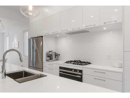 1806 Broadview Road Nw, Calgary, AB - Indoor Photo Showing Kitchen With Double Sink With Upgraded Kitchen