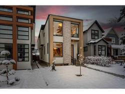 1806 Broadview Road NW Calgary, AB T2N 3H5