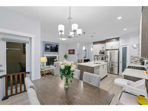 391 Bayview Way Sw, Airdrie, AB - Indoor Photo Showing Dining Room