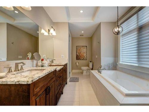 88091 Red Fox Lane West, Rural Foothills County, AB - Indoor Photo Showing Bathroom