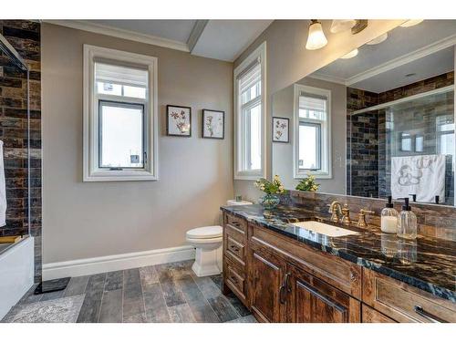 88091 Red Fox Lane West, Rural Foothills County, AB - Indoor Photo Showing Bathroom