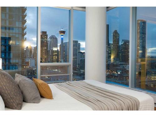 1806-433 11 Avenue Se, Calgary, AB - Indoor Photo Showing Bedroom