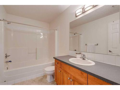 203-2440 34 Avenue Sw, Calgary, AB - Indoor Photo Showing Bathroom